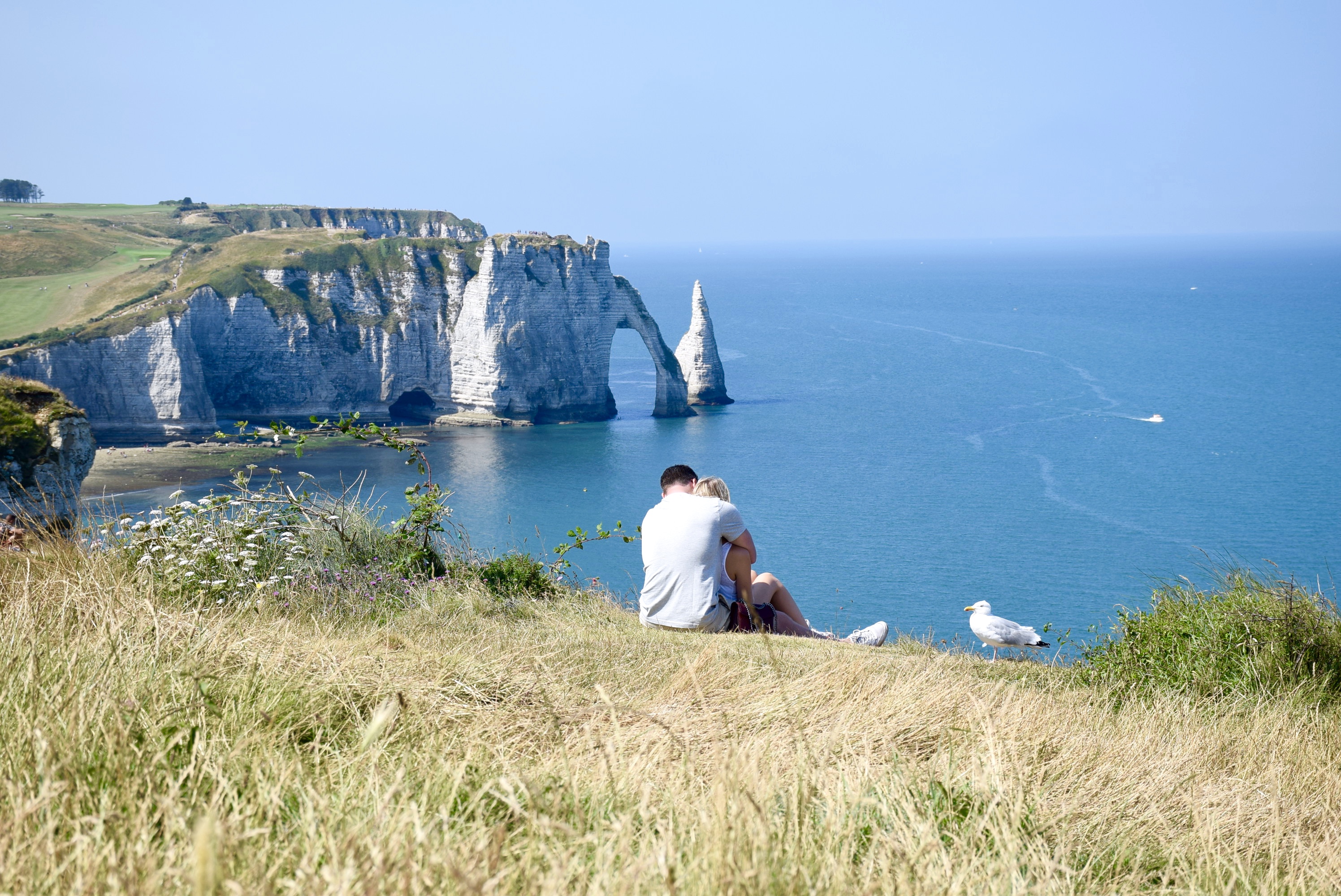 que faire à etretat en 3 jours village de pêcheur normandie city guide tourisme falaise plage de galet